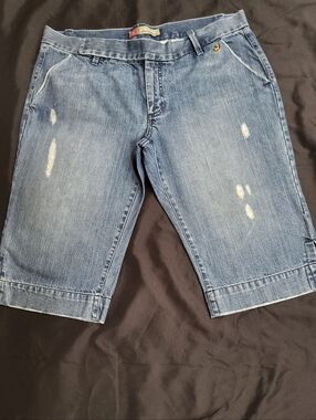 Old Navy's Jeans Ultra Low Waist Shorts Women Size 16